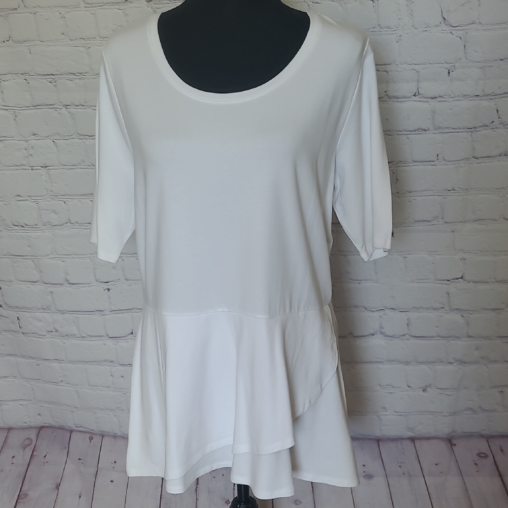 Isaac Mizrahi Size Medium White Elbow Sleeve Peplum Flounce Knit Top Capsule